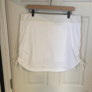 Columbia White Skort XL